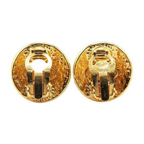 CHANEL CC Logos Quilted Round Clip-On Earrings Gold Tone 94P Auth #96165 - Picture 2 of 3